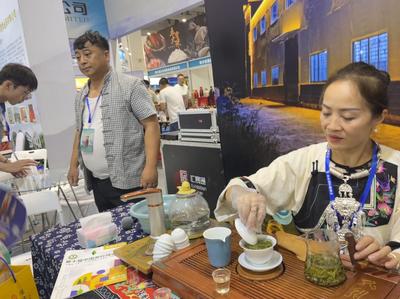 第16屆山東國(guó)際糖酒會(huì)隆重開幕 匯聚1200多家品質(zhì)企業(yè)，15000多個(gè)優(yōu)質(zhì)品牌，茶葉代理與銷售迎來新機(jī)遇